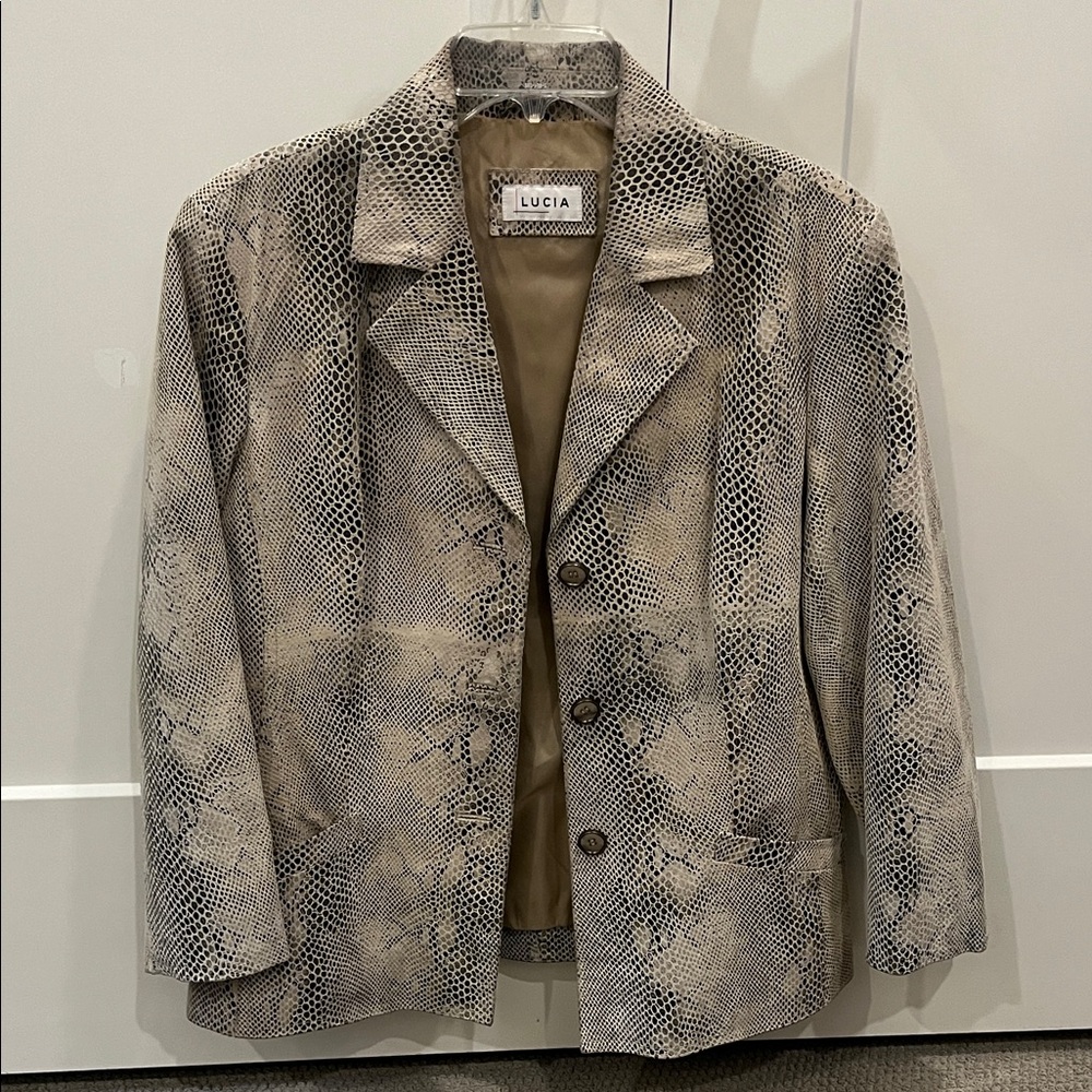 Lucia Women's Snakeskin Blazer - Gray